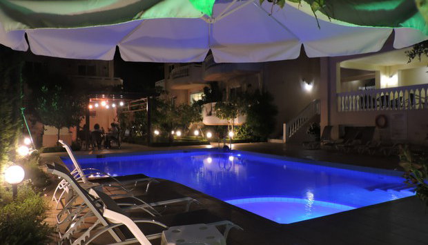 Golden Rose Suites